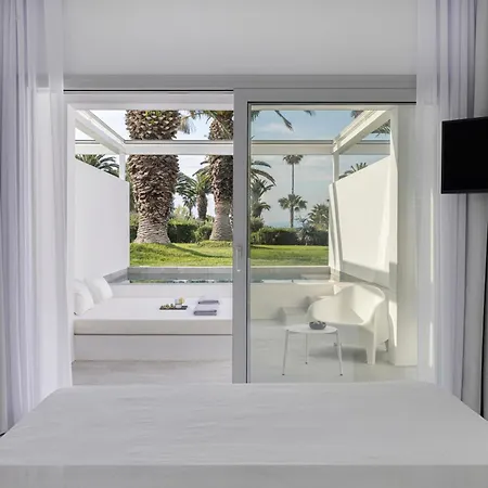 Здравен курорт Kassandra Palace Seaside Kриопиги