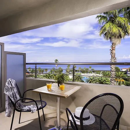 리조트 Kassandra Palace Seaside