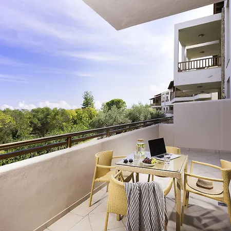 리조트 Kassandra Palace Seaside