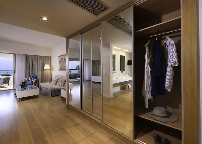 Kassandra Palace Seaside Resort Kriopigi