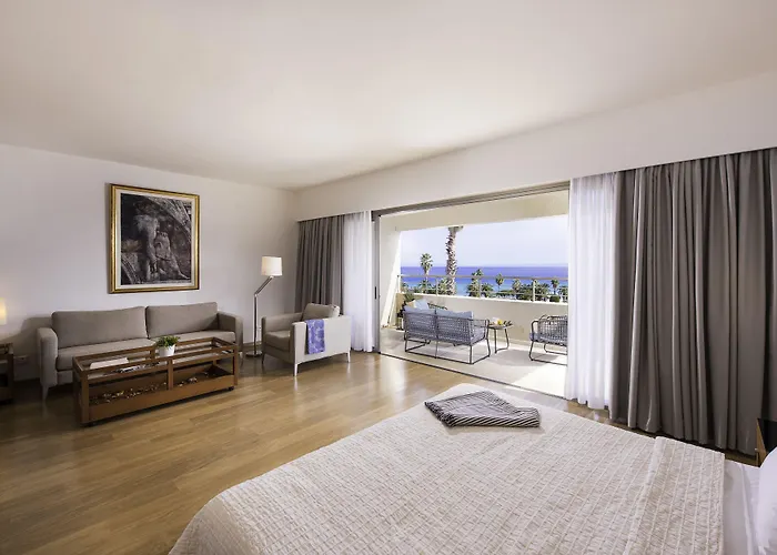 Kassandra Palace Seaside Resort