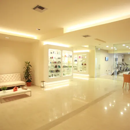 Kassandra Palace Seaside منتجع كريوبيجي